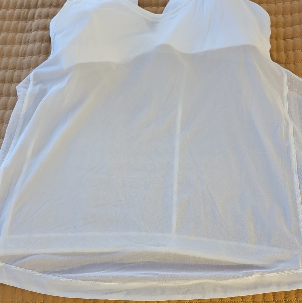 Lululemon tank